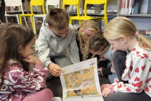 Druháčci v knihovně - listopad 2024