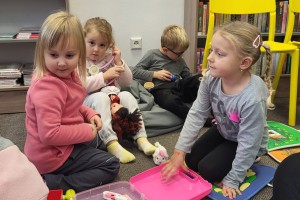 Školkáčci v knihovně - listopad 2024